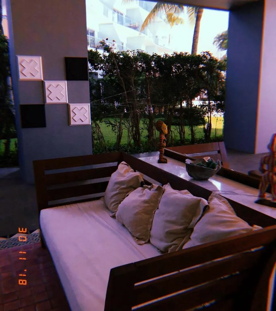 Icon - Puerto Vallarta